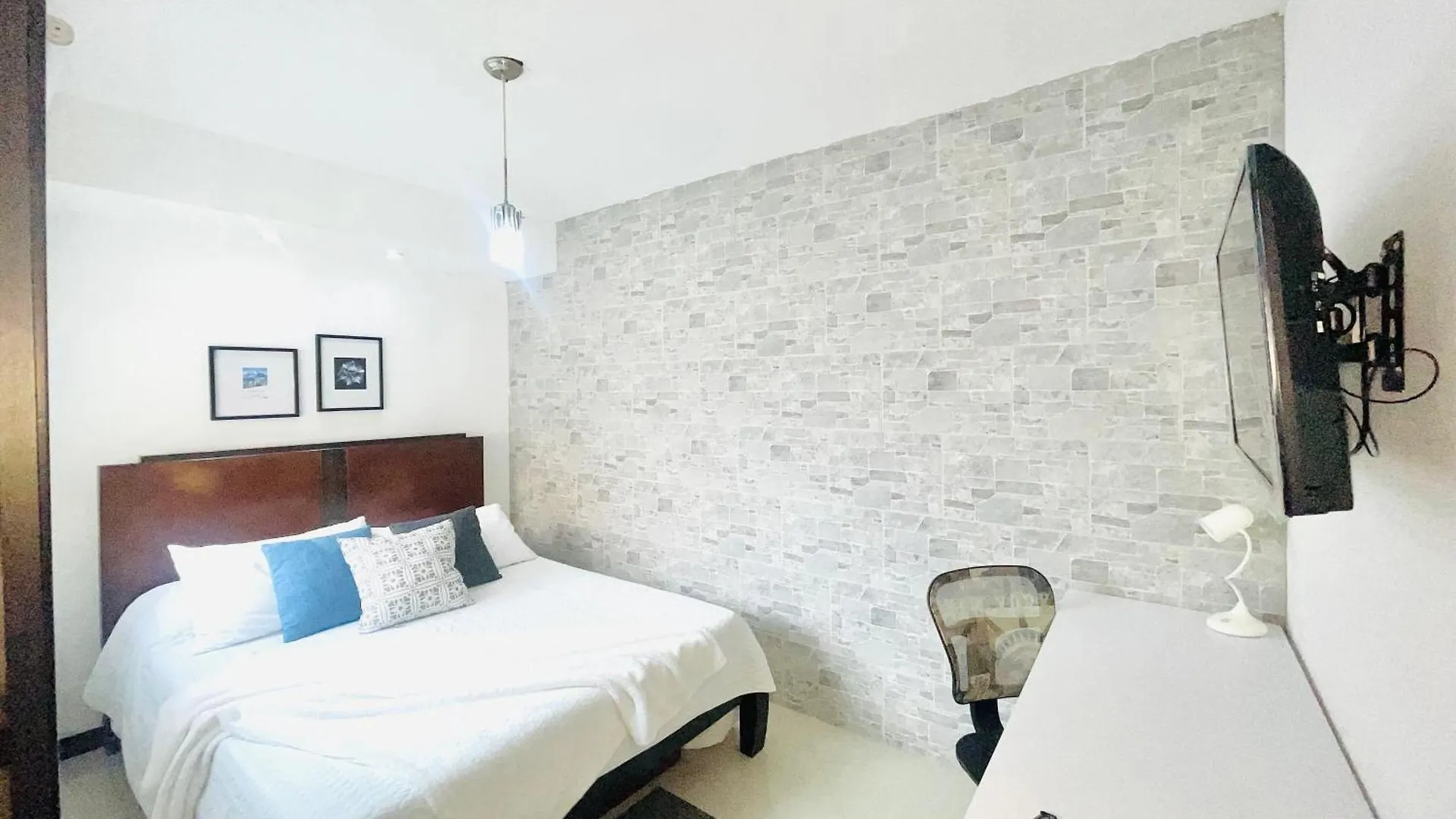 Tranquilo Apartamento - Habitaciones - Laureles, Estadio Medellin Homestay