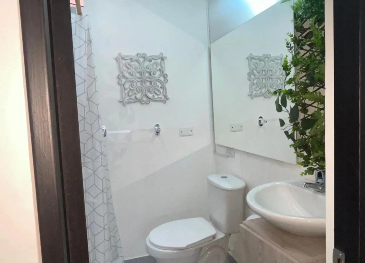 Tranquilo Apartamento - Habitaciones - Laureles, Estadio Μεντεγίν 0*,
